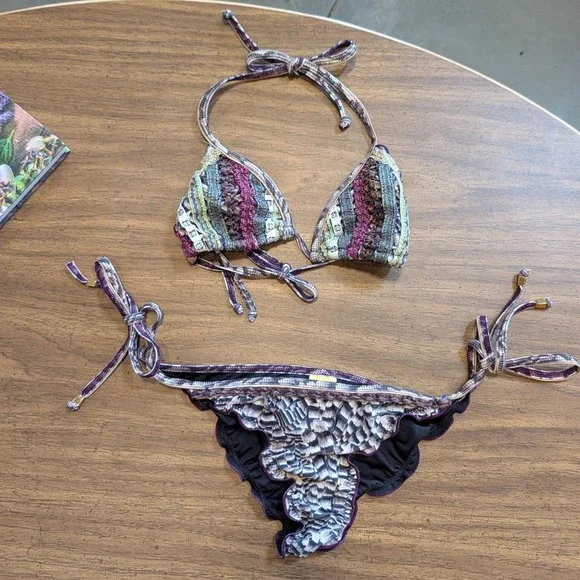 Agua Bendita Bikini Set Small Purple Feather Ribbon Embroidered Brazil Scrunch - Picture 15 of 15